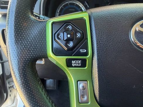Used 2016 Toyota 4Runner SR5 AWD/4WD image 30