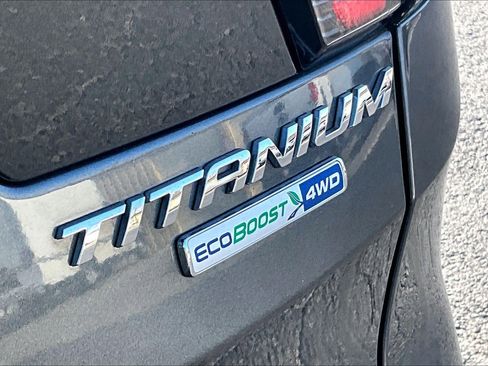 Certified 2018 Ford Escape Titanium image 28