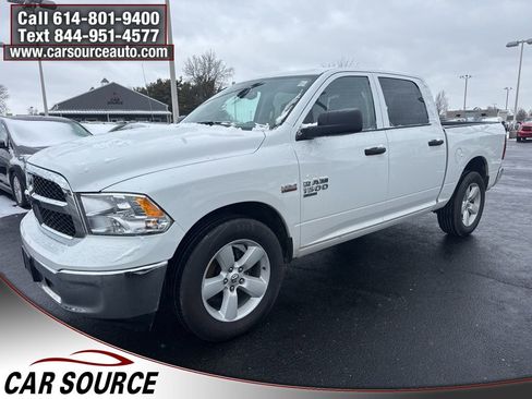 Used 2023 RAM 1500 Classic SLT image 3