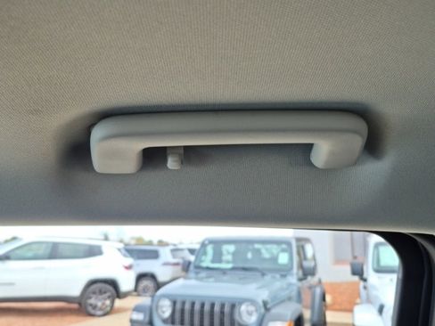 Used 2024 Ford Ranger XLT w/ FX4 Off-Road Package image 48