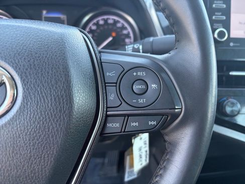 Used 2024 Toyota Camry SE FWD image 15