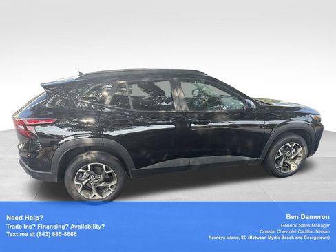 Used 2026 Chevrolet Trax LT FWD image 9