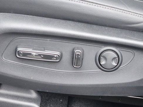 Used 2025 Honda CR-V EX-L image 14