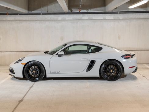 Certified 2025 Porsche 718 Cayman GTS RWD image 2