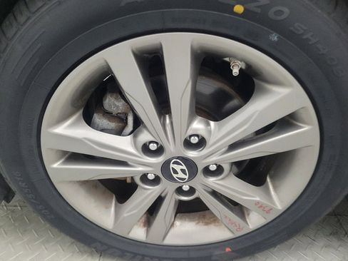 Used 2018 Hyundai Elantra Value Edition image 31