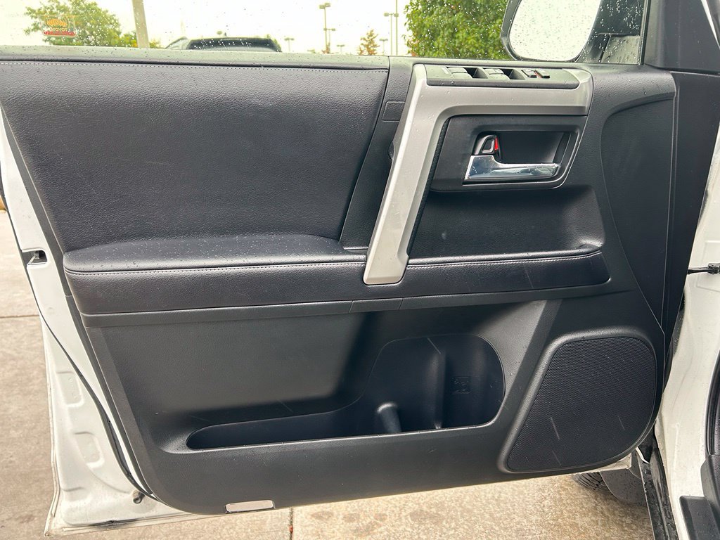 Used 2017 Toyota 4Runner SR5 Premium AWD/4WD image 22