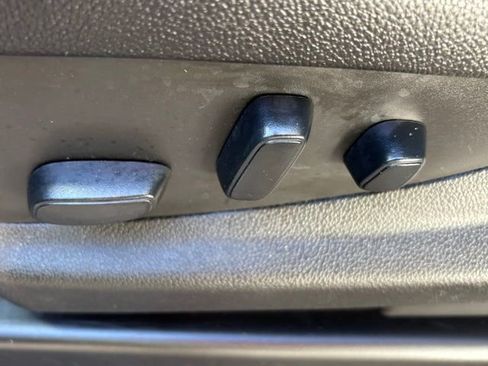 Used 2019 Chevrolet Silverado 1500 LT w/ All Star Edition image 20