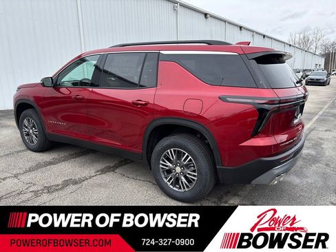 New 2026 Chevrolet Traverse LT w/ Driver Confidence Package image 3