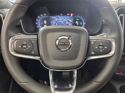 Certified 2023 Volvo XC40 Recharge Ultimate w/ Protection Package Premier image 34