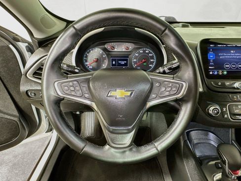 Used 2024 Chevrolet Malibu RS FWD image 9