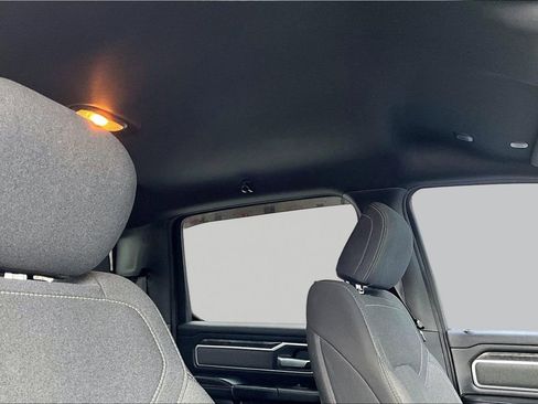 Used 2019 RAM 1500 Big Horn AWD/4WD image 25