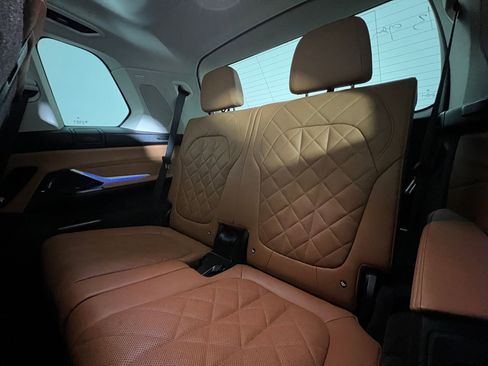 Certified 2023 BMW X7 xDrive40i w/ Executive Package image 33