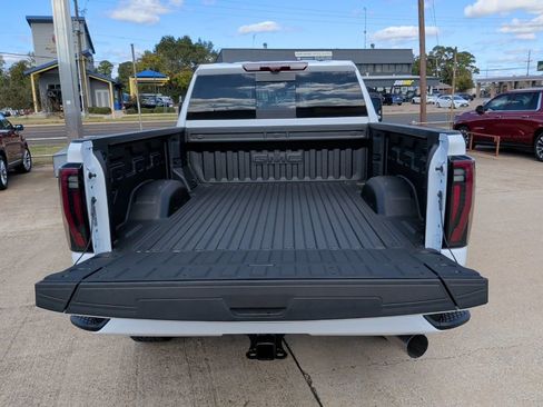 New 2026 GMC Sierra 2500 AT4 w/ AT4 Premium Plus Package image 43
