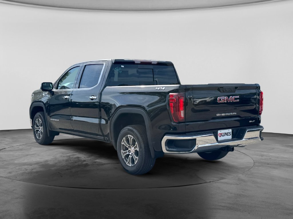 Used 2026 GMC Sierra 1500 SLT w/ SLT Convenience Package AWD/4WD image 8