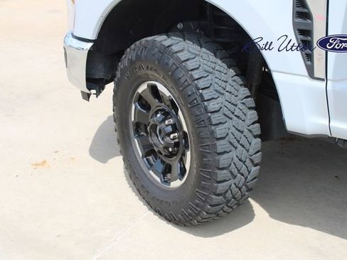 Certified 2025 Ford F250 XLT w/ Tremor Off-Road Package AWD/4WD image 9