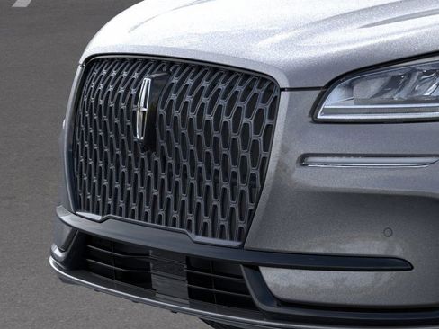 New 2025 Lincoln Corsair Premiere w/ Equipment Group 101A image 17