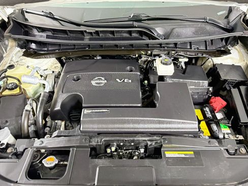 Used 2016 Nissan Murano Platinum w/ Platinum Technology Package AWD/4WD image 34