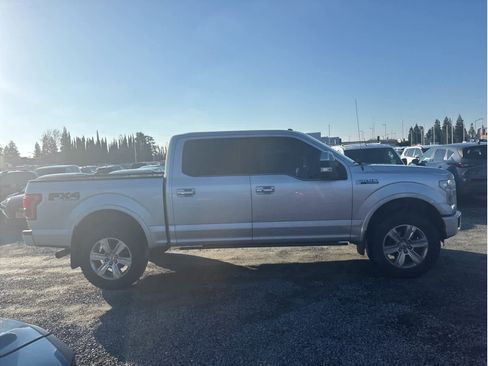 Used 2016 Ford F150 Platinum w/ Equipment Group 701A Luxury image 9