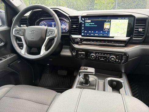 Used 2024 Chevrolet Silverado 1500 RST w/ All Star Edition Plus AWD/4WD image 3