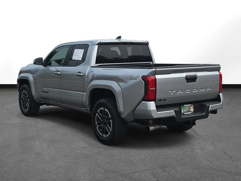 Used 2026 Toyota Tacoma TRD Sport AWD/4WD image 9