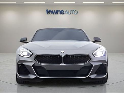 Used 2021 BMW Z4 M40i w/ Executive Package image 16