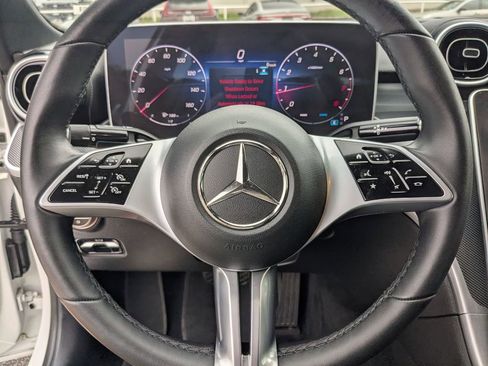 Used 2025 Mercedes-Benz C 300 Sedan image 16