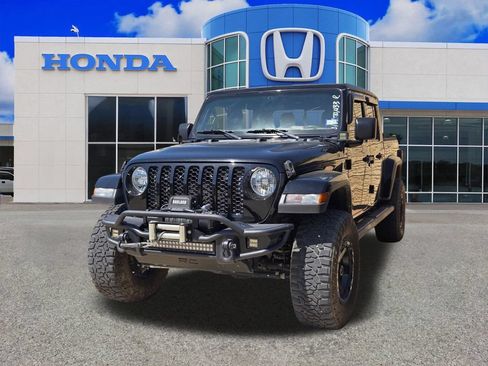 Used 2022 Jeep Gladiator Sport AWD/4WD image 23
