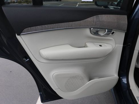 Used 2023 Volvo XC90 B6 Plus w/ Protection Package Premier AWD/4WD image 13