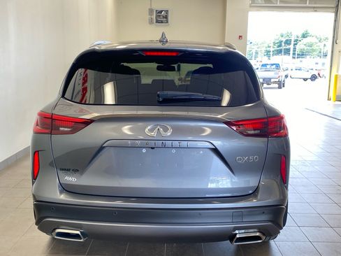 Used 2021 INFINITI QX50 Luxe w/ Appearance Package AWD/4WD image 6