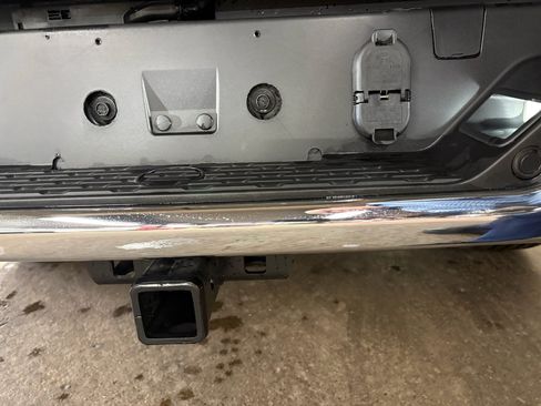 Used 2026 RAM 1500 Laramie AWD/4WD image 9
