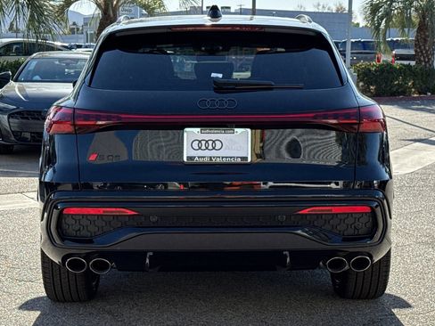 New 2025 Audi SQ5 Premium Plus image 5