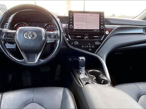 Used 2024 Toyota Camry XSE image 15
