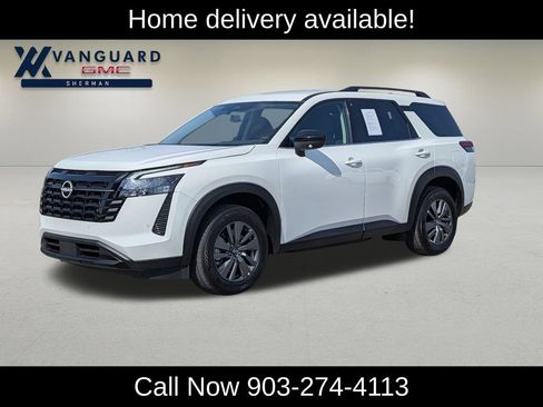 Used 2026 Nissan Pathfinder SV FWD image 3