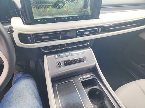 New 2026 Lincoln Aviator 2WD image 37