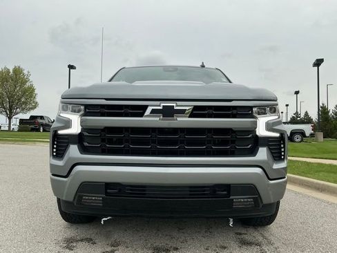 Used 2023 Chevrolet Silverado 1500 RST AWD/4WD image 8
