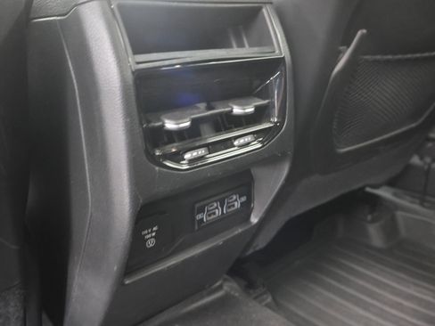 Used 2023 Jeep Grand Cherokee Altitude AWD/4WD image 35
