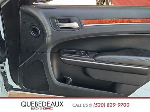 Used 2014 Chrysler 300 RWD image 24