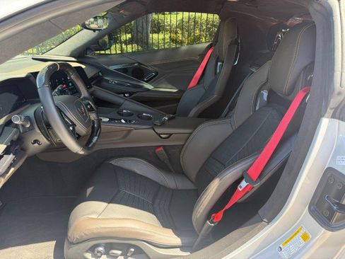 Used 2026 Chevrolet Corvette Z06 RWD image 9