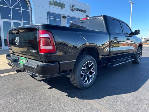 Used 2023 RAM 1500 Laramie AWD/4WD image 4