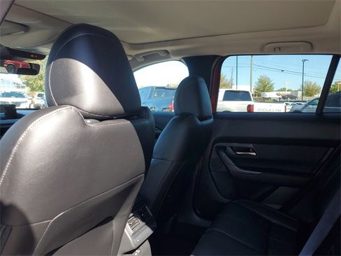 Used 2024 MAZDA CX-50 2.5 Turbo w/ Premium Plus Pkg image 35