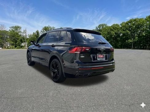 Used 2024 Volkswagen Tiguan SE R-Line AWD/4WD image 6