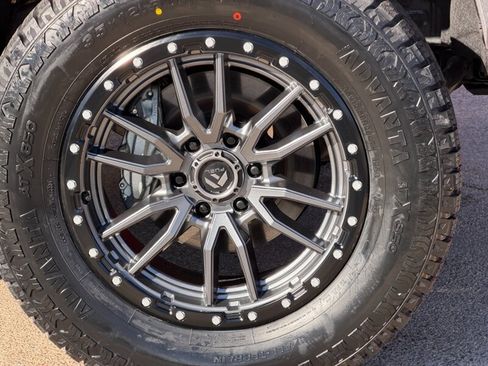 Used 2025 Toyota Tundra Limited image 35