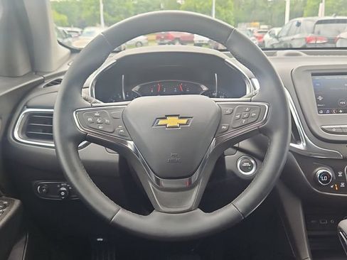 Certified 2024 Chevrolet Equinox LT FWD image 16