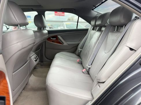 Used 2009 Toyota Camry LE image 19