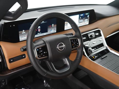 Used 2025 Nissan Armada SL AWD/4WD image 23