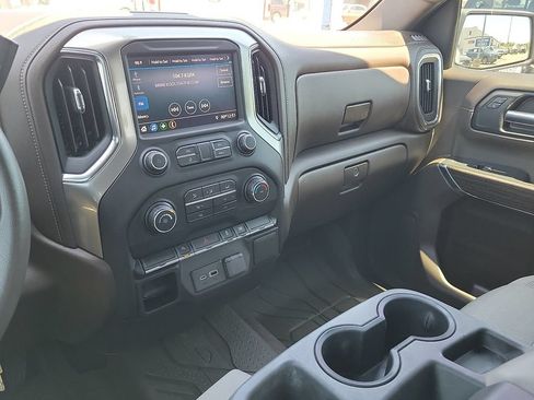 Used 2019 Chevrolet Silverado 1500 LT RWD image 20