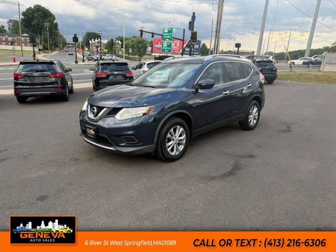 Used 2015 Nissan Rogue SV w/ SV Premium Package AWD/4WD image 2