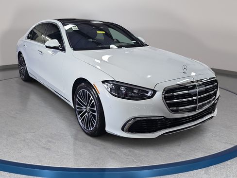 Certified 2026 Mercedes-Benz S 580 4MATIC Sedan image 4