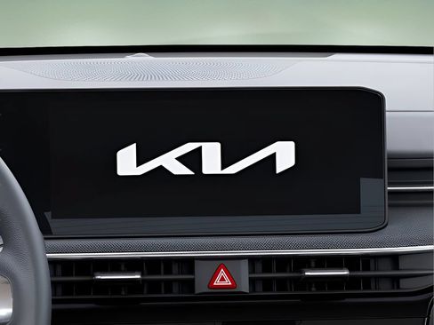 Used 2025 Kia K5 LXS FWD image 15