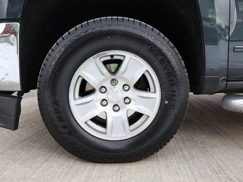 Used 2018 Chevrolet Silverado 1500 LT w/ All Star Edition image 26